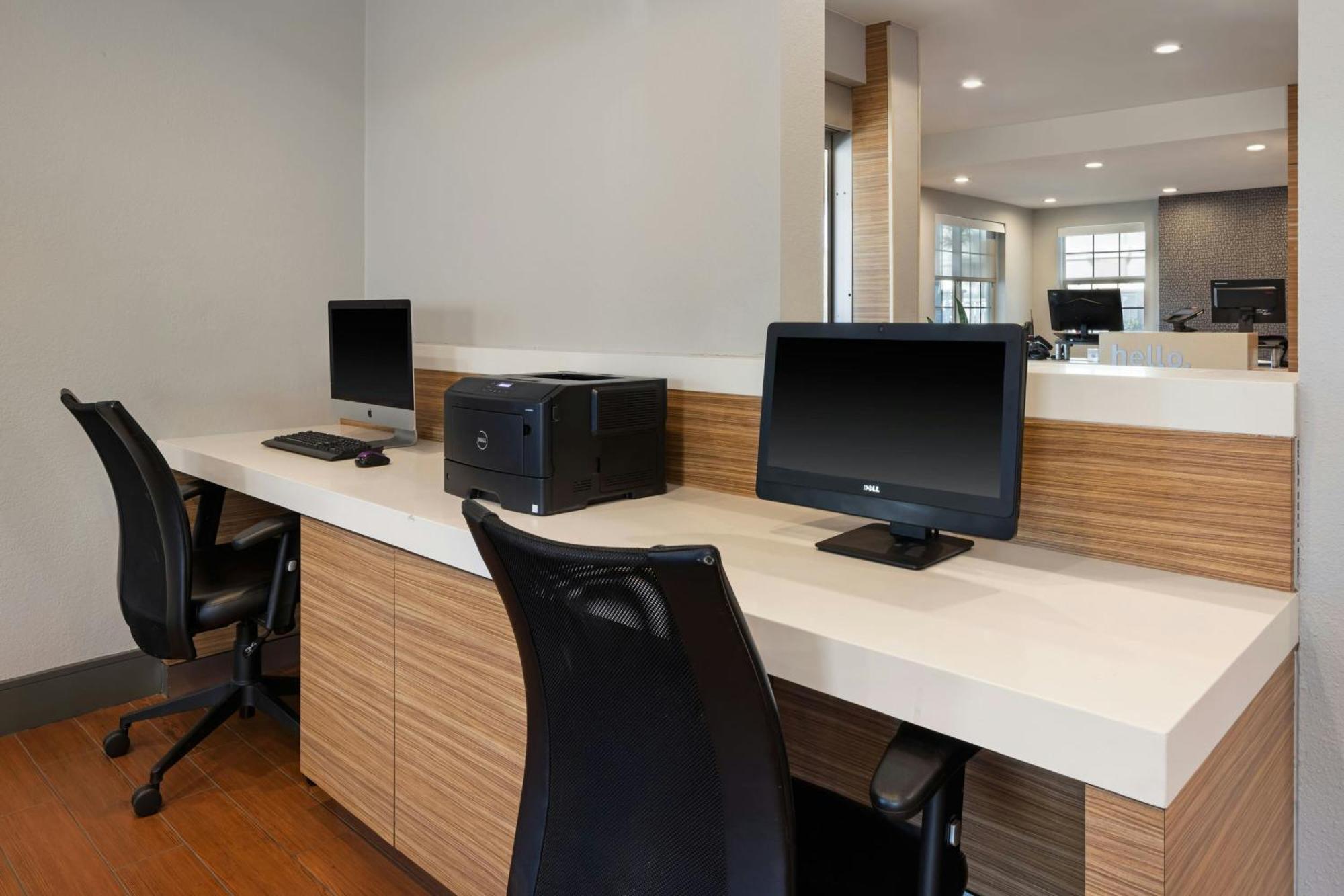 Hotel Towneplace By Marriott Ontario Airport 3*